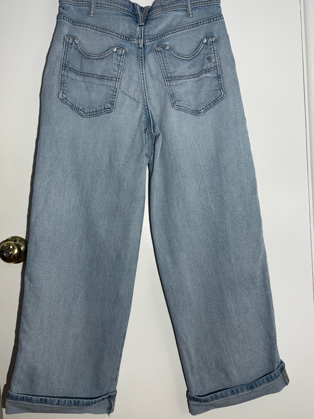 Pilcro by Anthropologie Mason High-Rise Wide Leg Relaxed Gaucho Ankle Jeans - Picture 6 of 12